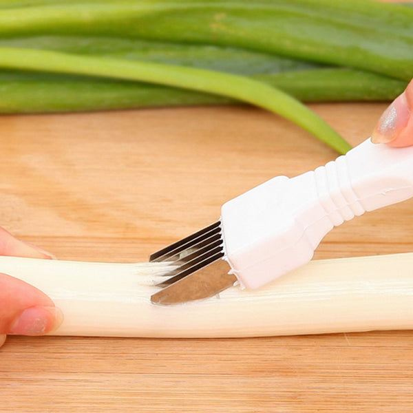 Creative Onion Cutter